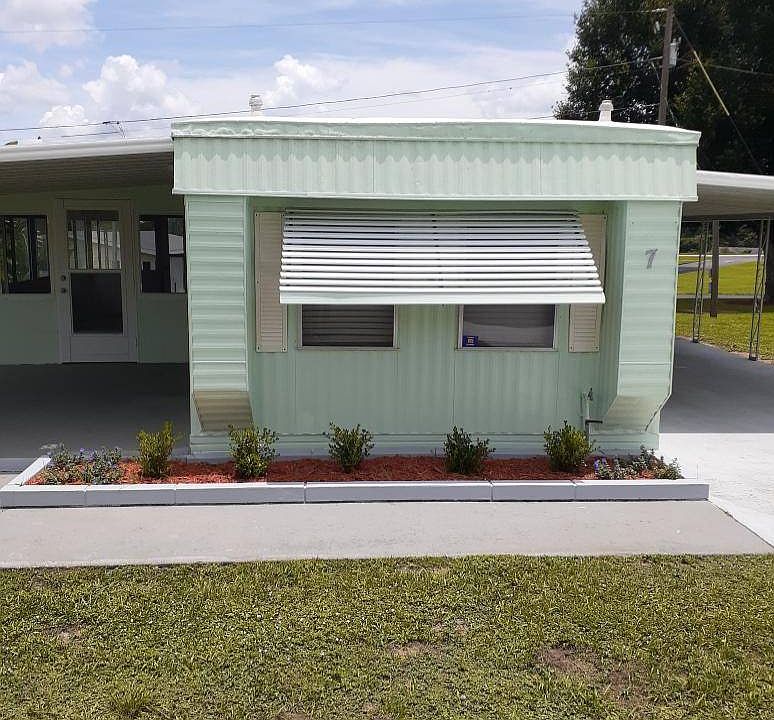 1st image of 7 Horseshoe Ln #312