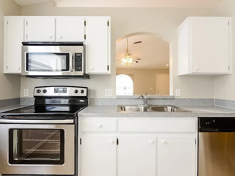 1022 Harvest Moon Dr — Photo 8