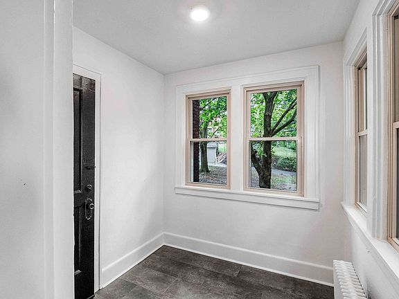 4th image of 99 Bradford Ave APT 5