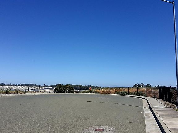 2nd image of 766 Pt Pinole Ct