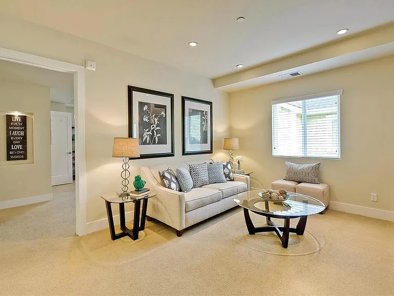 1120 Boranda Ave — Photo 14