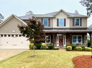350 Wiregrass Ln, Southern Pines, NC 28387