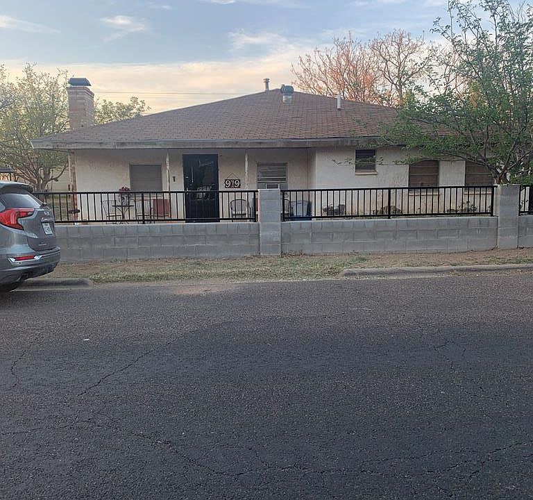 1st image of 919 Jeter Ave