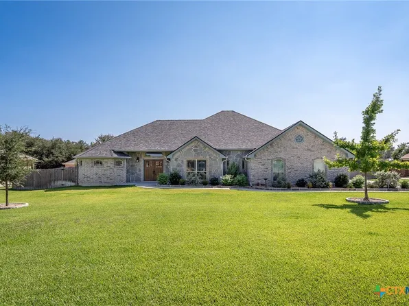 205 Presa Dr, Salado, TX 76571