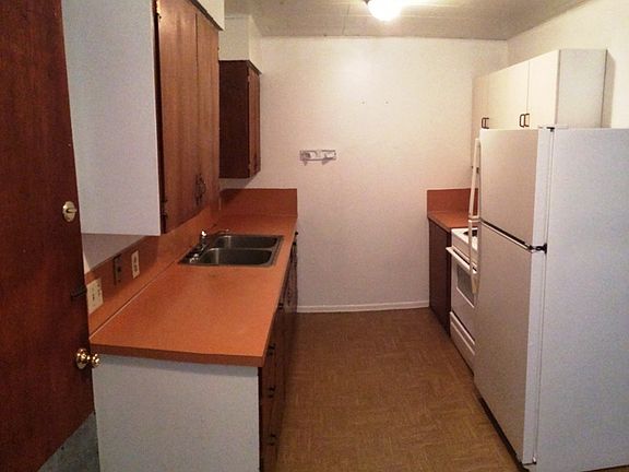 3rd image of 2910 SE Oak Grove Blvd #A