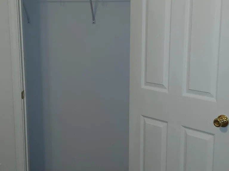 137 Rockyreef Cir — Photo 58