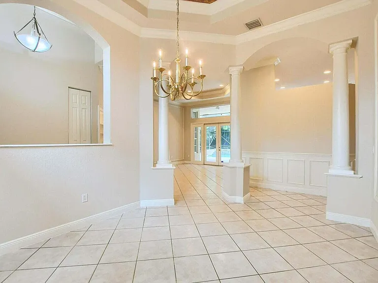 19474 Saturnia Lakes Dr — Photo 5