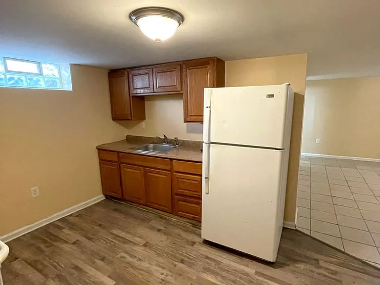 734 N River St — Photo 7