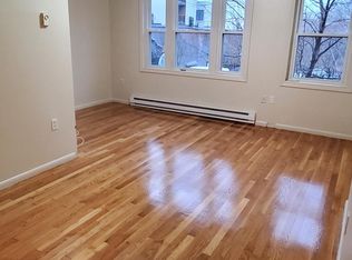 321 Meridian St APT 6, Boston, MA 02128