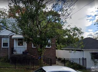 12 Liberty St, Fords, NJ 08863