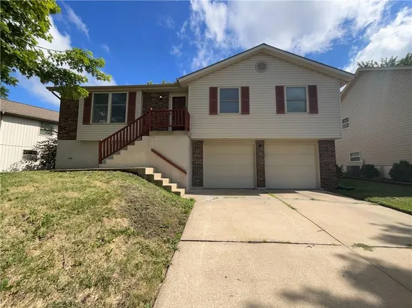 17204 E 52nd St S, Independence, MO 64055