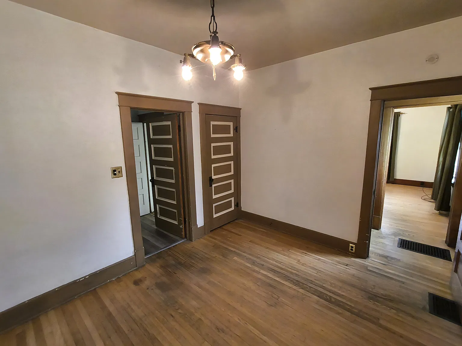 3 bed, 1566 sqft, $1,425 — Photo 3