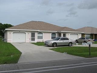1st image of 1008 SE 24th Ave