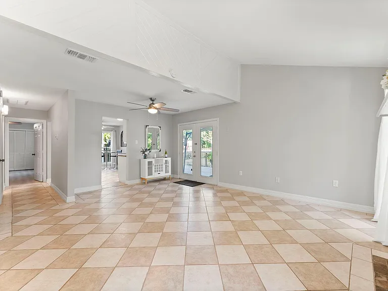 71 Hideaway Dr — Photo 12