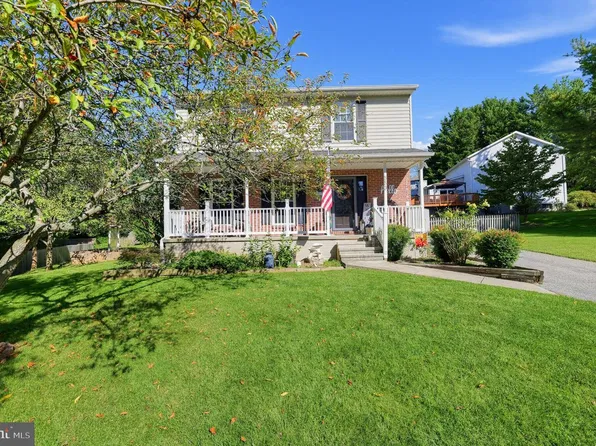 553 Crossbridge Dr, Westminster, MD 21158