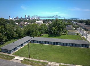 1425 Monroe St, Gretna, LA 70053