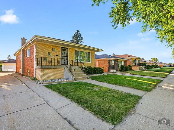 2nd image of 394 Calhoun Ave