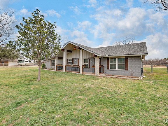 4th image of 2052 Country Club Estates Cir