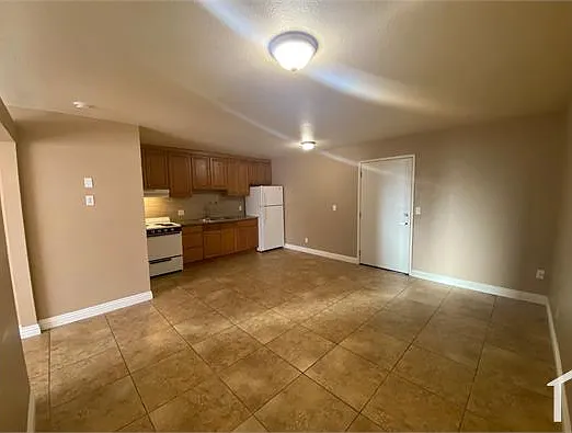 305 N 10th St #31 — Photo 1