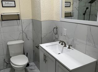 700 NE 164th St UNIT 3, Miami, FL 33162