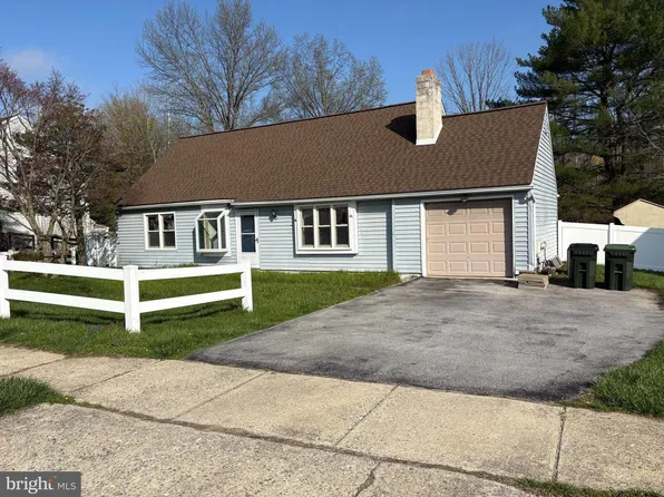 232 Park Dr, Downingtown, PA 19335