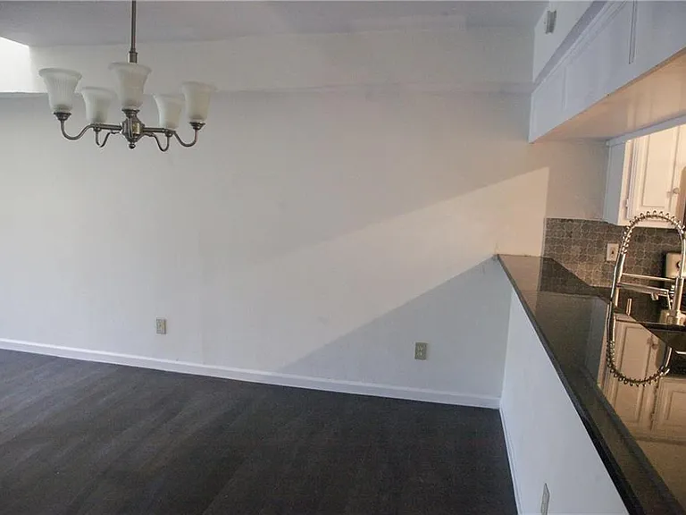 7414 Fair Oaks Ave — Photo 2