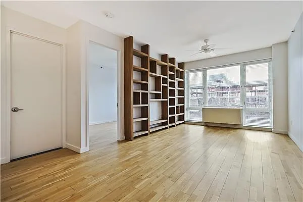 Sold by Avenue Sotheby's International Realty | media 19