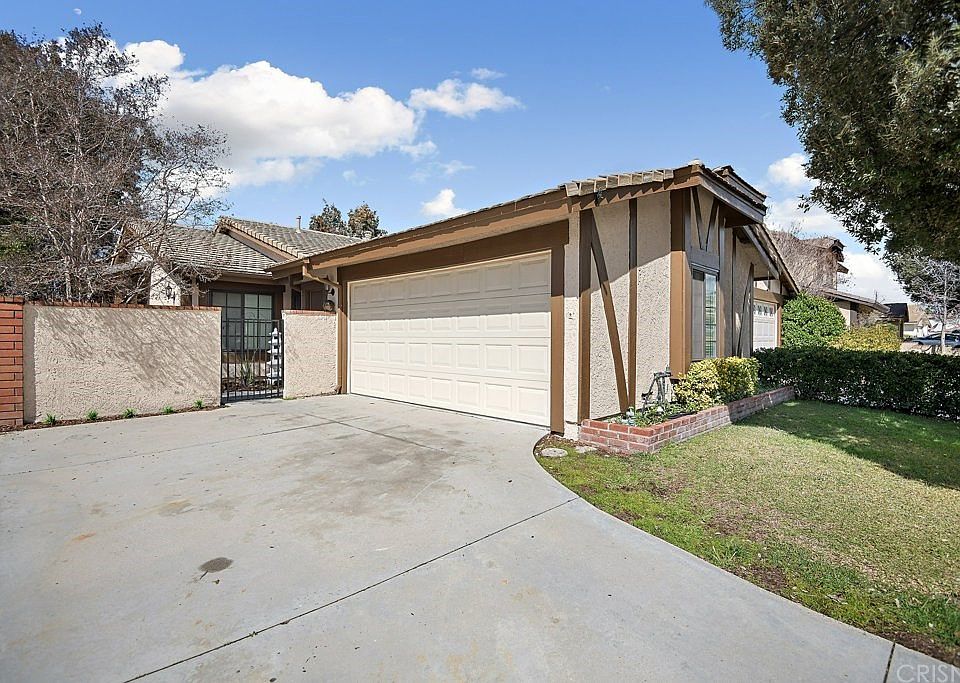 1st image of 26111 Galvez Ct