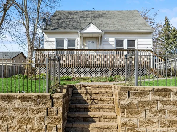 207 Boulevard Ave NE, Montgomery, MN 56069