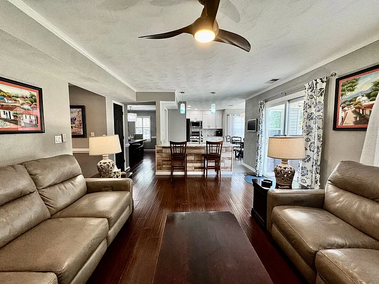 2337 Esplanade Dr — Photo 11