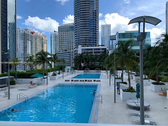 3rd image of 950 Brickell Bay Dr APT 1107