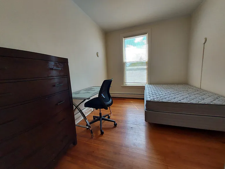 307 Stewart Ave #5 — Photo 7