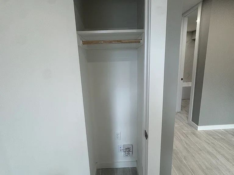 55 Lander St #2B — Photo 9