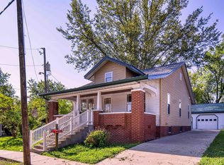 118 W Dale St, Oakland City, IN 47660