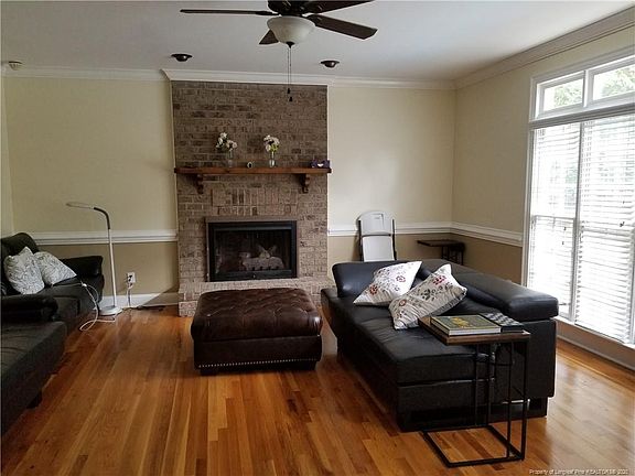 5th image of 4215 Ferncreek Dr