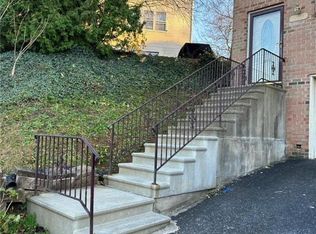 235 Vista Dr, Easton, PA 18042