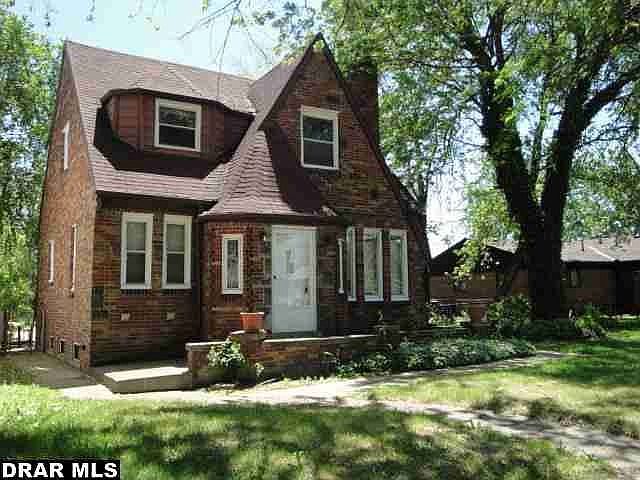 1st image of 1417 Fort Park Blvd