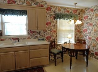 5411 N Bay Ridge Ave, Whitefish Bay, WI 53217