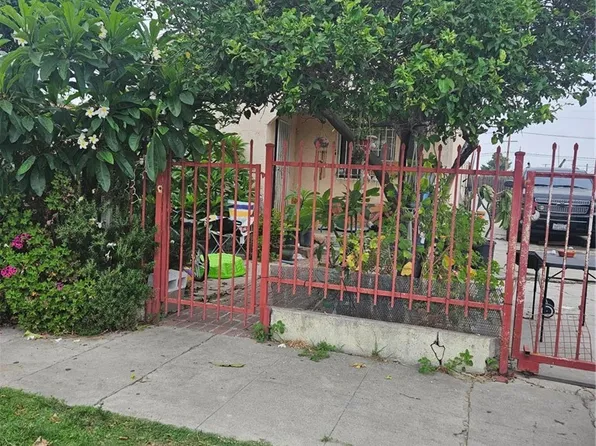 1689 E 109th St, Los Angeles, CA 90059