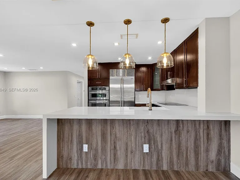 1603 W Harmony Lake Cir — Photo 23