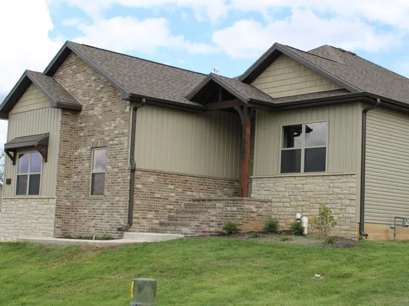 1100 S Swift, Ozark, MO 65721