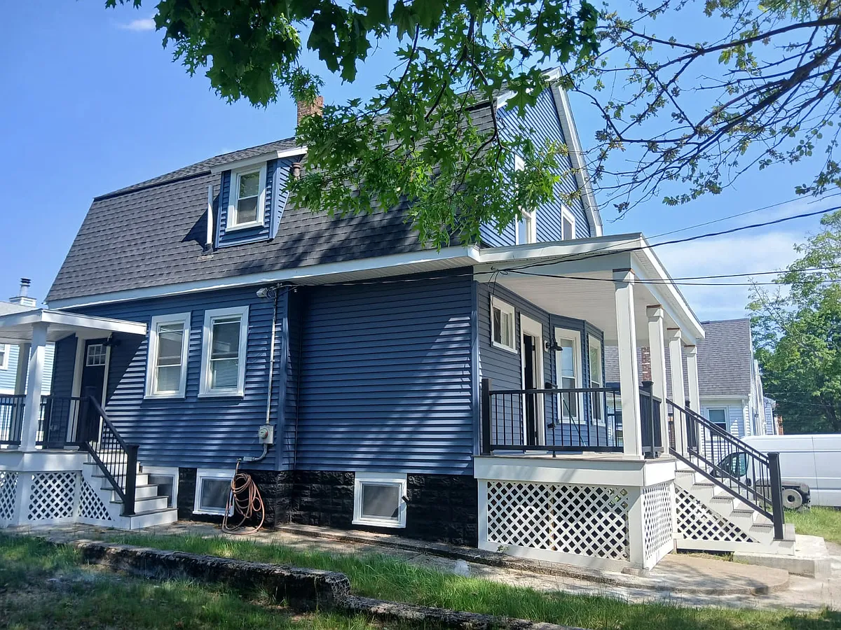 Building Photo - 90 Edgemere Rd