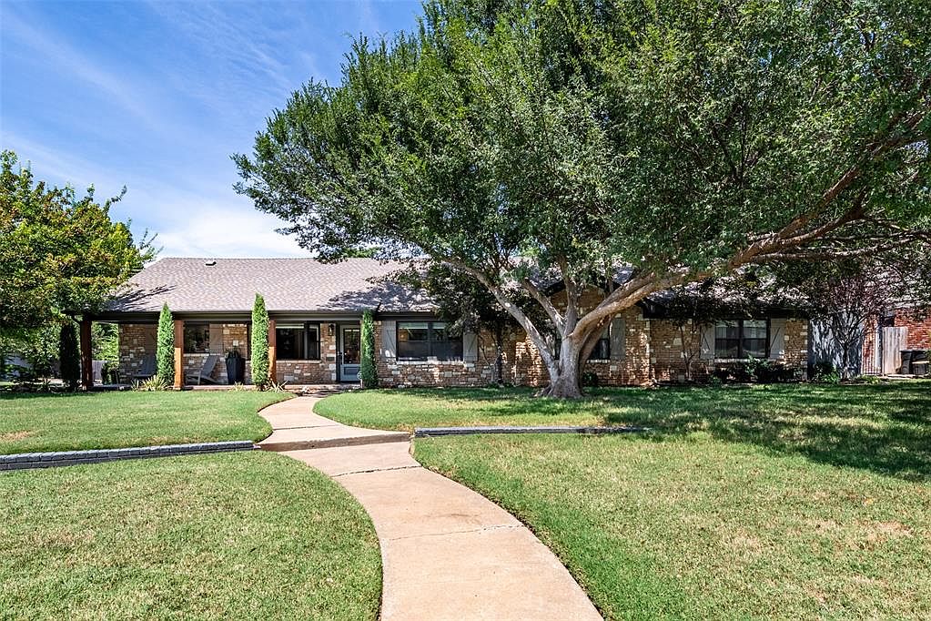 1723 Drakestone Ave, Nichols Hills, OK 73120 | Zillow