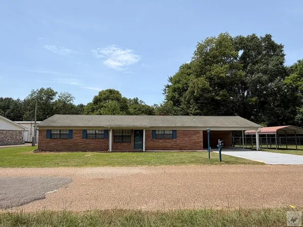 104 Leslie Ln, Atlanta, TX 75551