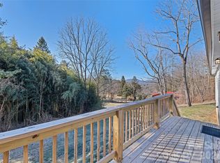 687 Holtzclaw Rd, Canton, NC 28716