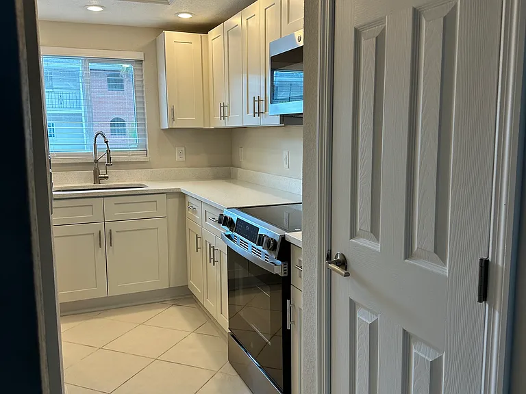 4550 Overlook Dr NE #153 — Photo 5