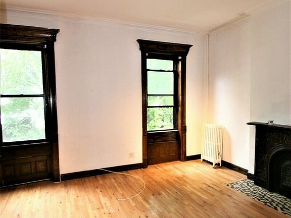 2nd image of 1207 Dean St #2R