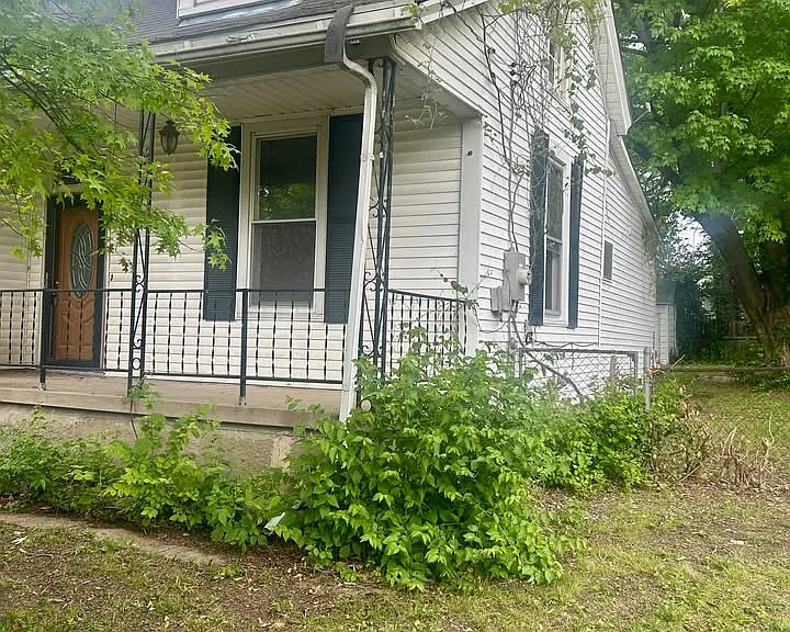 8824 Huiskamp Ave — Photo 2