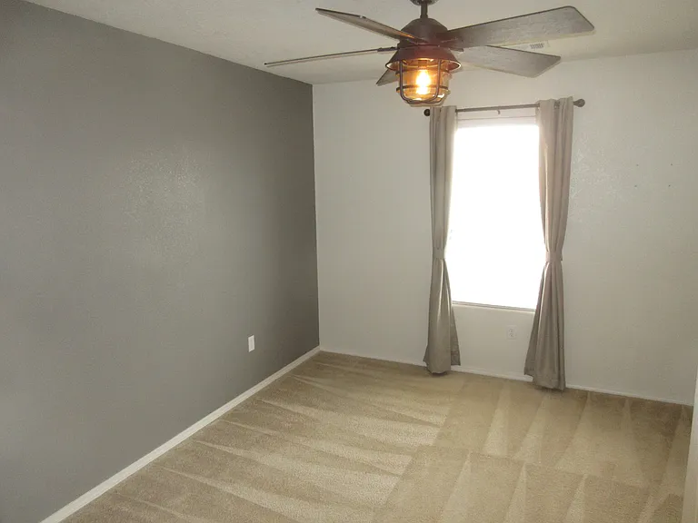Guest Bedroom #1