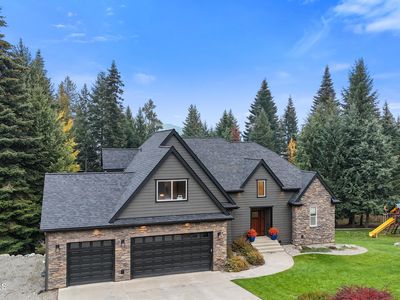 11560 N Waterford Loop, Hauser, ID, 83854